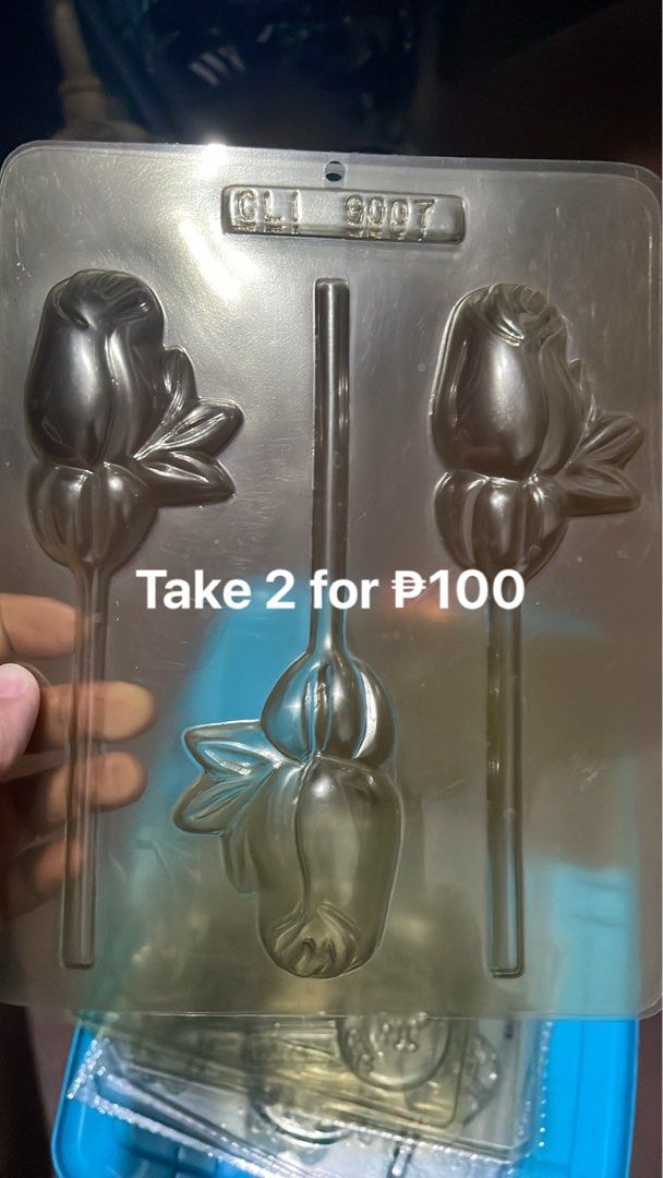 Chocolate molder - tulip lollipop (Category: Bakeware) located in Mandaluyong City. Submitted by accessoriesinc (Listing ID 1352752280, Image 1). Description: Only 1 available - ₱50 only ₱100 for 2pcs Delivery to be shouldered by buyer Pick-up location: Makati or Mandaluyong.