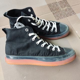 (Kategori: ) berada di . Dikirim oleh vancelebes.thrift (ID iklan 1352762218, Gambar 1). Deskripsi: .
