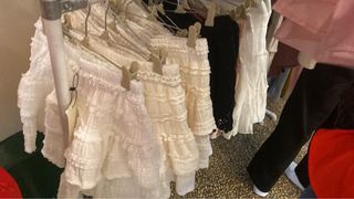 (Category: ) located in . Submitted by kenzees_preloved (Listing ID 1352812396, Image 1). Description: .