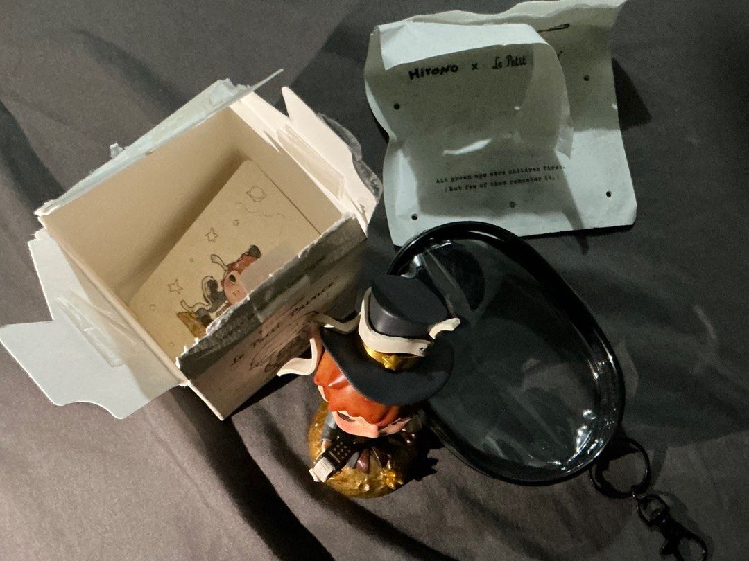 Hirono Le Petit Prince Businessman (Category: Character Goods) located in Manila. Submitted by carlllle (Listing ID 1352842021, Image 2). Description: - free key chain pouch.