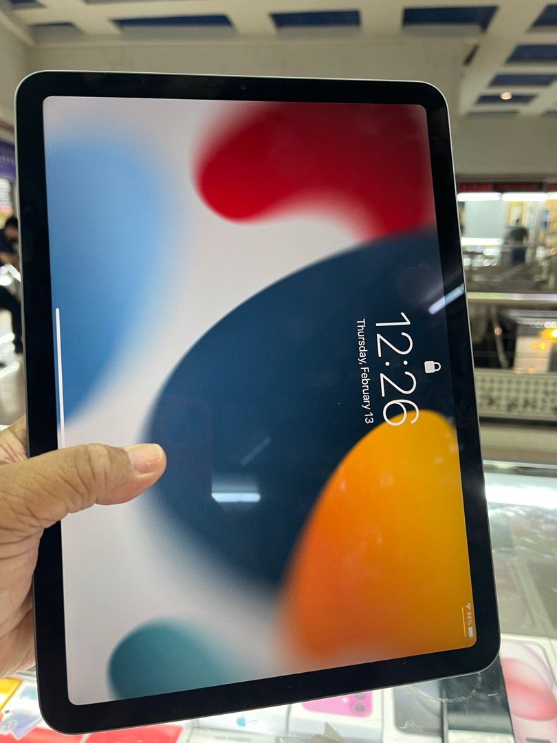 Ipad air 4 64g makinis secondhand (Category: iPad) located in San Juan City. Submitted by allsite (Listing ID 1352779838, Image 2). Description: Ipad air 4 64g Gray Slightly used .