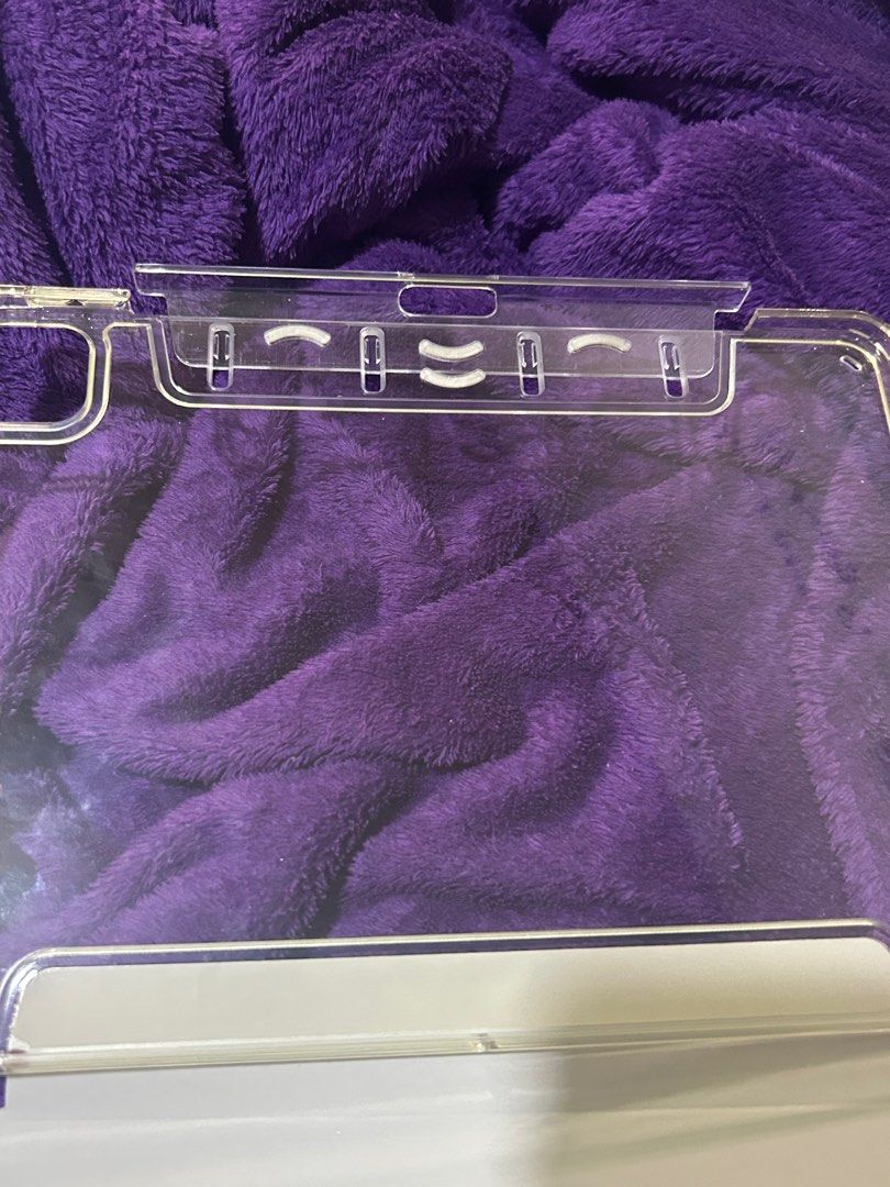 iPad Pro case 11 inch (Category: iPad) located in Manila. Submitted by hirunlody (Listing ID 1352712063, Image 2). Description: yellowish case :( .