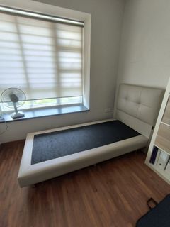 (Category: ) located in . Submitted by dan_zk (Listing ID 1352846084, Image 1). Description: .
