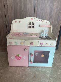 (Category: ) located in . Submitted by tiktopshop (Listing ID 1352711135, Image 1). Description: .