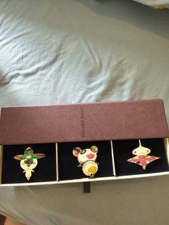 (Category: ) located in . Submitted by sweetpotatosg (Listing ID 1352758805, Image 1). Description: .