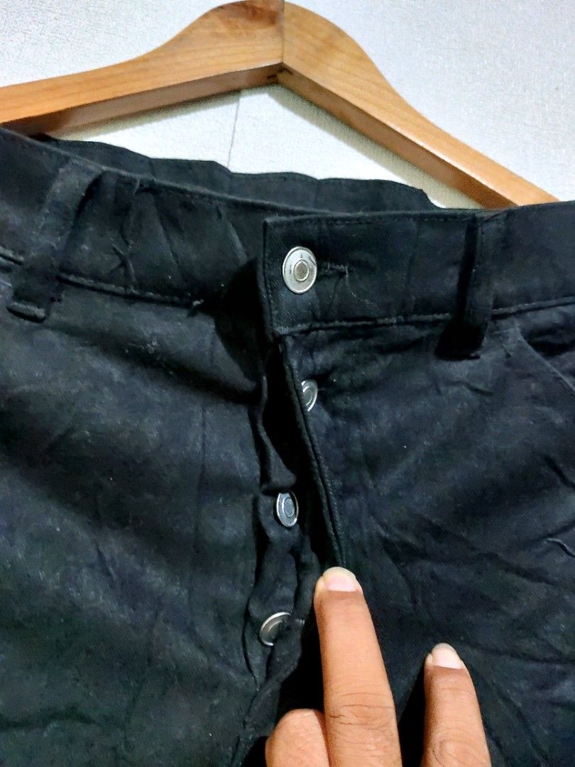 Maison Margiela (Category: Jeans) located in Tagum. Submitted by roxasteofilo (Listing ID 1352817321, Image 3). Description: Maison margiela Pants streachable pants excellent Size 34 Haba 42 price 750 free shipping po.
