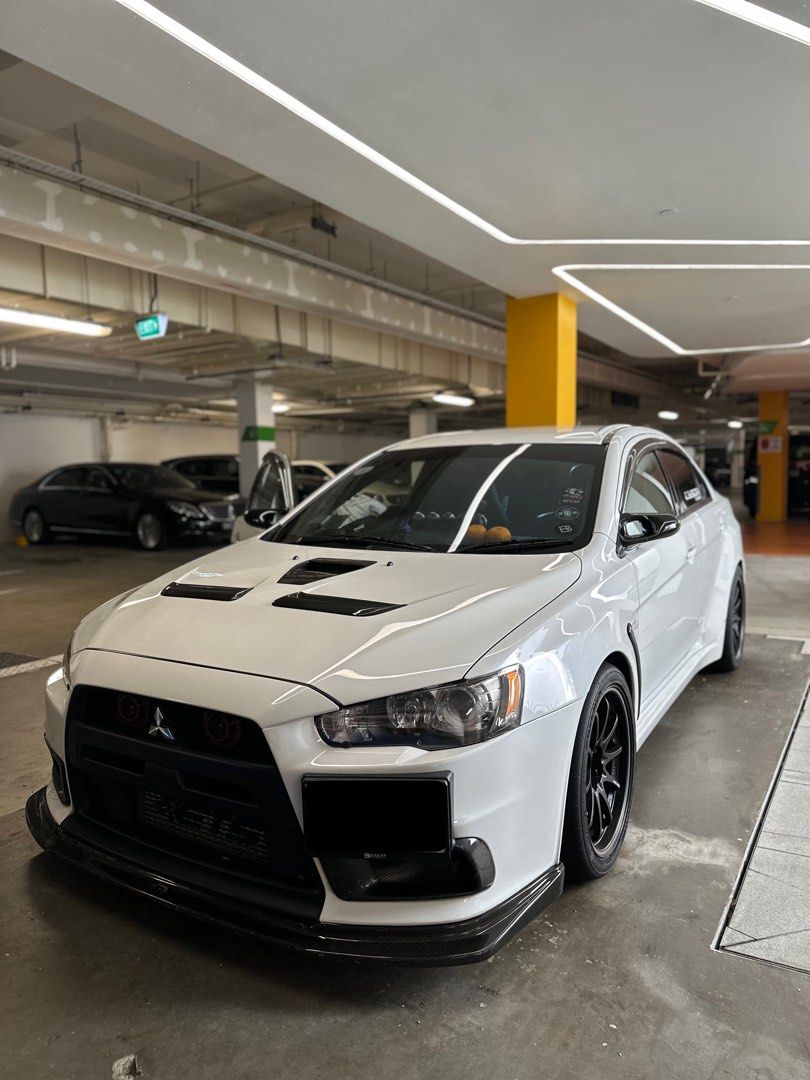 Mitsubishi Lancer Evolution X 2.0 GSR (M)62887424521602111