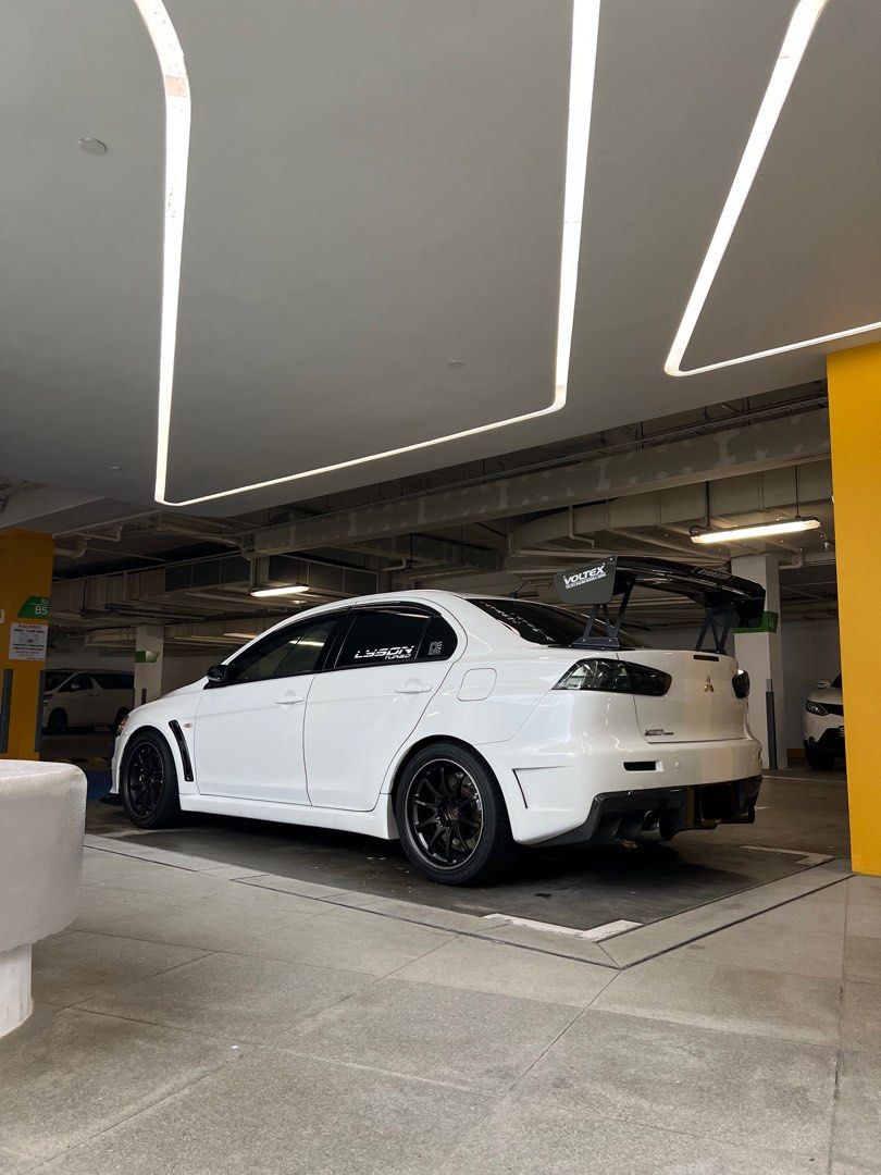 Mitsubishi Lancer Evolution X 2.0 GSR (M)62887424521602112