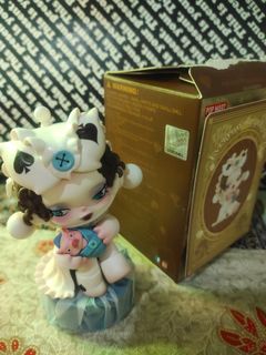 (Category: ) located in . Submitted by mun88mun (Listing ID 1352842244, Image 1). Description: .