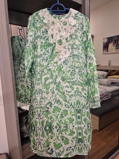 (Category: ) located in . Submitted by hello_preloved2208 (Listing ID 1352850233, Image 1). Description: .