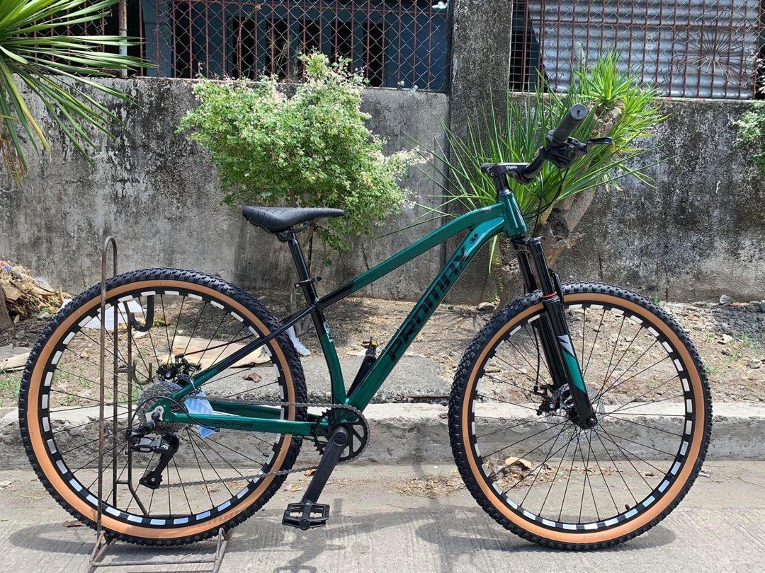 PROMAX PM18 2024 1x9 MECHANICAL (Category: Bicycles) located in Marikina City. Submitted by keionlines85428 (Listing ID 1352750405, Image 2). Description: RESTOCKED‼️ PROMAX PM18 2024 1x9 MECHANICAL ❗27.5▪️₱6,700| FREE ASSEMBLE Quick Specs: •PROMAX PM18 size (M)(S) Alloy Frame •Internal Cabling •Ragusa Pioneer Alloy Stem •9 Speed (1x9) •Promax Double wall Reflectorized Alloy Rims 27.5 •SKIN WALL Tires •LTW00 A5 Shifter •RD LTW00 A5 •Dual mechanic