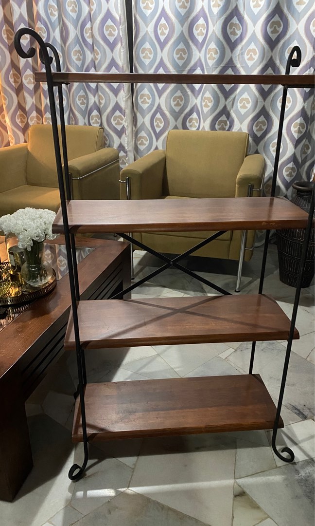 Rack display vintage heavy metal, Furniture & Home Living, Furniture ...