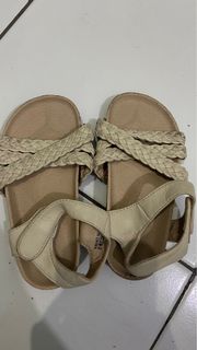 (Kategori: ) berada di . Dikirim oleh brownsugar.goods (ID iklan 1352867383, Gambar 1). Deskripsi: .