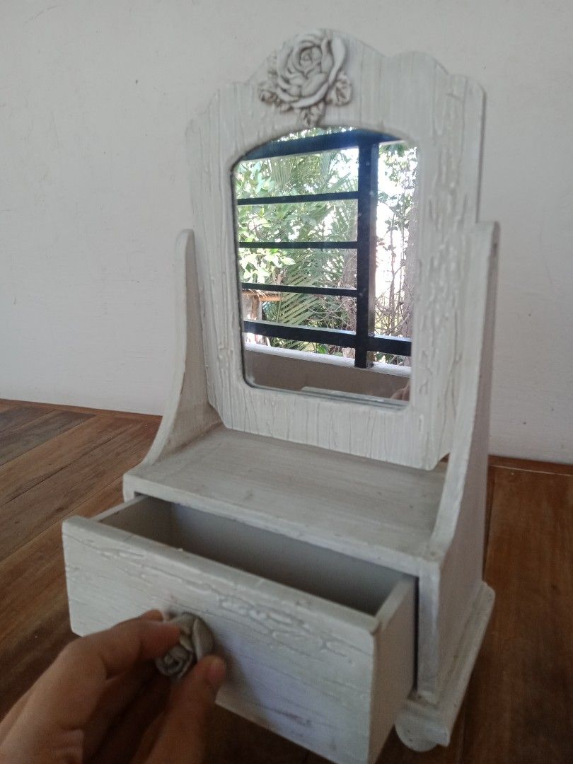 Shabby Wooden Mirror (Category: Mirrors) located in Bulacan. Submitted by blueivy1024 (Listing ID 1352700853, Image 2). Description: Mini Vanity Mirror Vintage Design Wooden Aesthetic Mirror Great for small room.