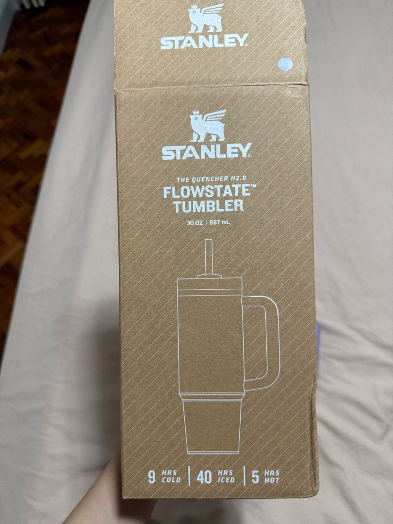 Stanley Flowstate Tumbler 30oz 887 ml (Category: Other Food & Drinks) located in Makati City. Submitted by jj4nn (Listing ID 1352721555, Image 3). Description: Brand new Stanley The Quencher H2.0 Flowstate Tumbler in Lavender Bought in Australia. With box only Opened for pics only. Rfs: preferred another color.
