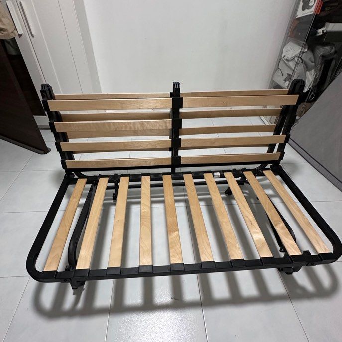 sofa bed (Category: Bed Frames & Mattresses) located in Singapore. Submitted by sunset2017 (Listing ID 1352738113, Image 1). Description: Good condition can fold well .