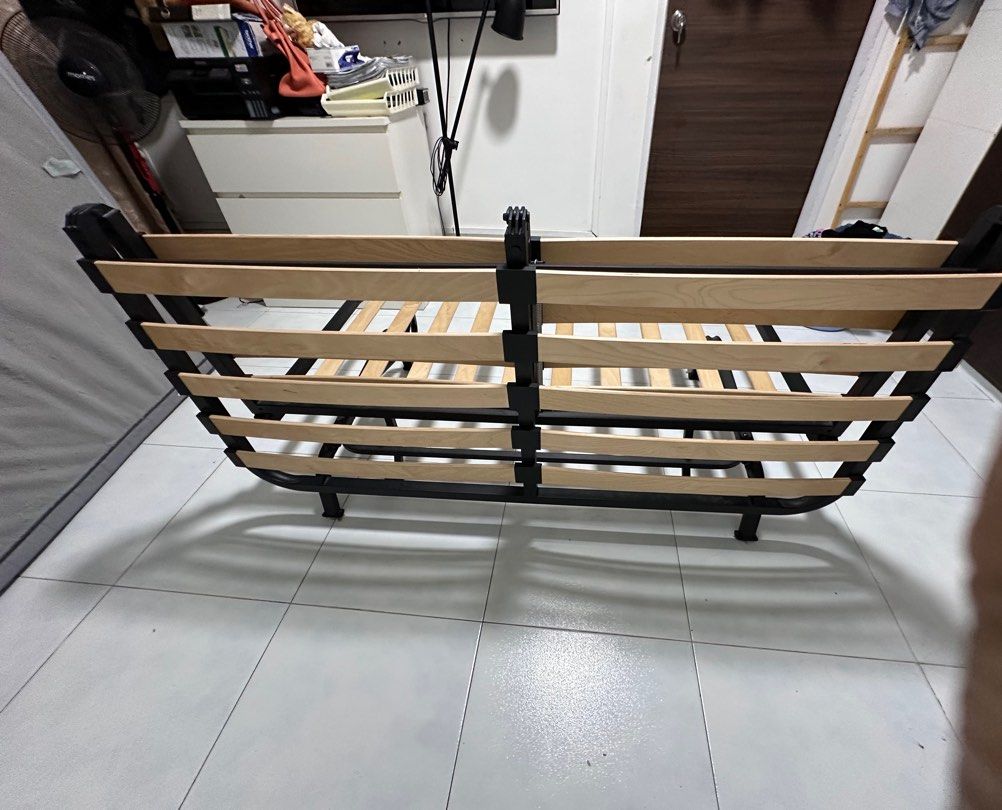 sofa bed (Category: Bed Frames & Mattresses) located in Singapore. Submitted by sunset2017 (Listing ID 1352738113, Image 2). Description: Good condition can fold well .