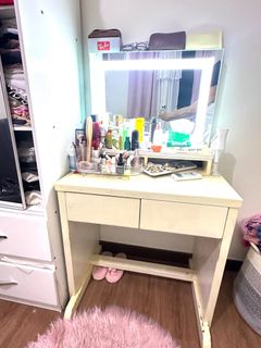 (Category: ) located in . Submitted by kate_xxx (Listing ID 1352706338, Image 1). Description: .