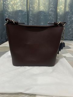 (Category: ) located in . Submitted by _shop4less (Listing ID 1352750663, Image 1). Description: .