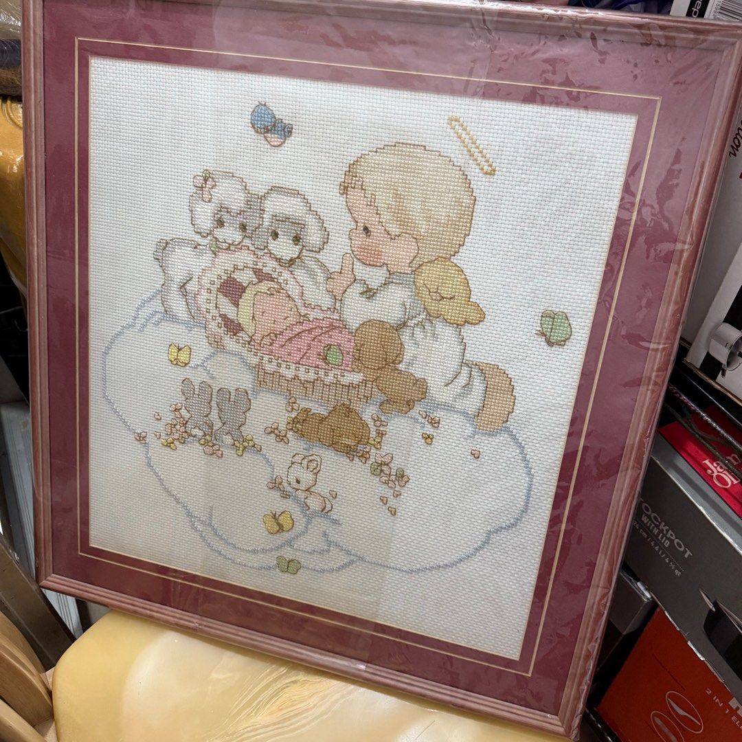 Vintage Precious Moments & Flower Wall Art Picture Frame, Furniture ...