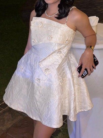 White Modern Filipiniana Dress / Graduation Dress / Oathtaking with Embroidered Flowers and Pearl FOR RENT, Women's Fashion, Dresses & Sets, Dresses on Carousell White Modern Filipiniana Dress / Graduation Dress / Oathtaking with Embroidered Flowers and Pearl FOR RENT, Women's Fashion, Dresses & Sets, Dresses on Carousell