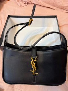 由 chi.3110 (刊登 ID 1352709631，圖片 1) 提交，位於 的 (類別：)，說明：。