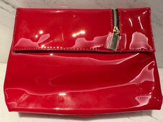 由 j2024 (刊登 ID 1352827371，圖片 1) 提交，位於 的 (類別：)，說明：。