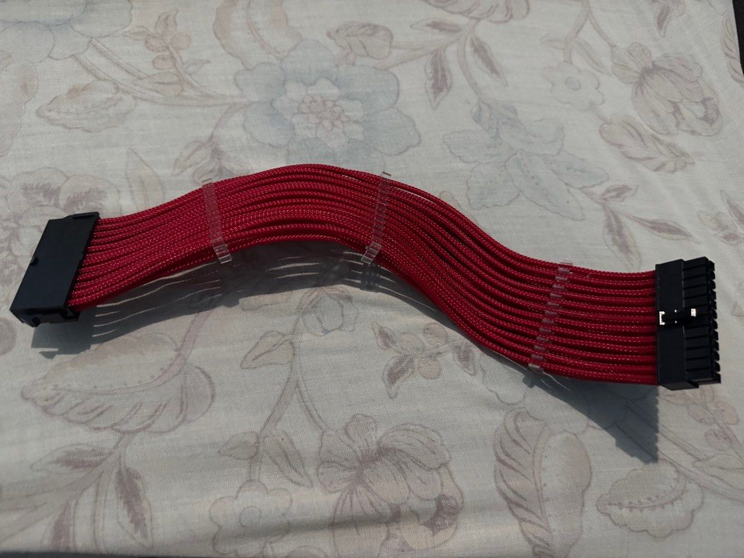 24 pin adaptor cable extension power cable (Category: Cables & Adaptors) located in Calamba. Submitted by dk.collectiblesph (Listing ID 1352979254, Image 1). Description: With free clear cable management transparent .