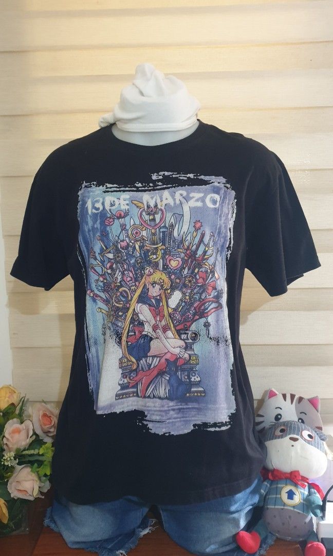 13DE MARZO Game of thrones Sailor Moon tee (Category: Luxury Apparel) located in Bay. Submitted by blyssmerchbyzacharee0320 (Listing ID 1352968176, Image 1). Description: Hard to find luxury shirt 13DE Marzo Game of Thrones Sailor Moon design Pit to Pit 21 x 27.
