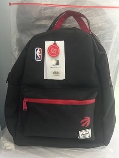 （分類：）位於 。 由 dee_sports 提交（商品編號 1352874808，圖片 1）。簡介： 。
