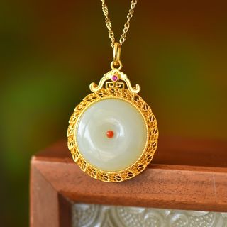 (Category: ) located in . Submitted by jewelryfamily (Listing ID 1352930628, Image 1). Description: .