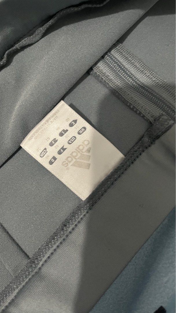 Adidas 3 stripes Skirt Gray (Category: Skirts) located in Pasig City. Submitted by pm_dk (Listing ID 1352910859, Image 2). Description: W: 29.5 inch L: 14.5 Rfs: Decluttering & sobrang luwag sakin Loc: Pasig - No shorts inside.