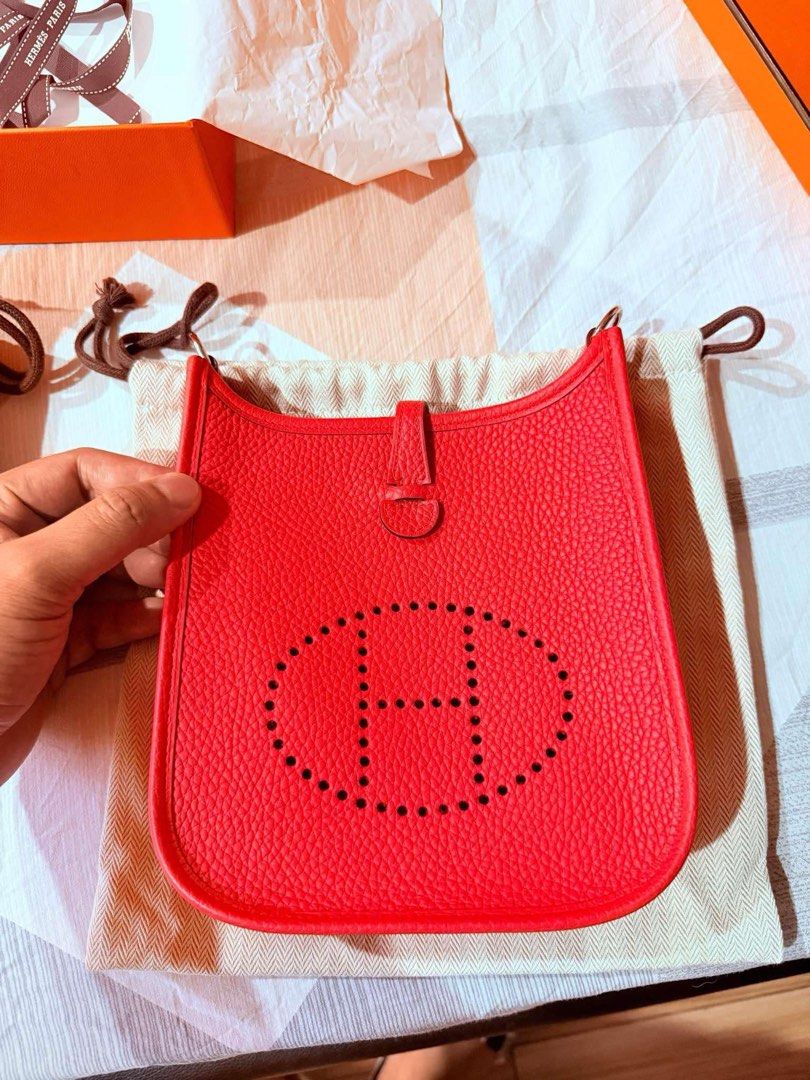 Authentic HERMES Evelyne (Category: Luxury Bags & Wallets) located in Manila. Submitted by jey_ann014 (Listing ID 1352912277, Image 2). Description: Authentic Hermes Evelyne TPM Guaranteed 💯 original With Authenticity Certificate Good as new used once no flaws and sratch .