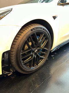(Category: ) located in . Submitted by admiralauto (Listing ID 1352927142, Image 1). Description: .