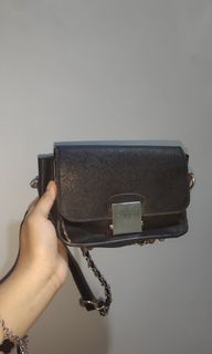 (Kategori: ) berada di . Dikirim oleh nonego_ (ID iklan 1353017393, Gambar 1). Deskripsi: .