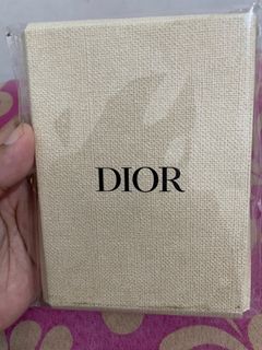 (Kategori: ) berada di . Dikirim oleh trii34 (ID iklan 1352915923, Gambar 1). Deskripsi: .