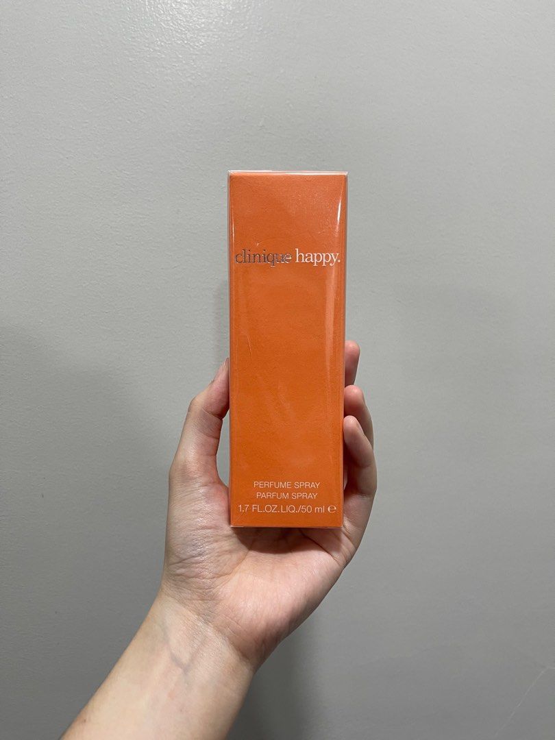 Clinique Happy Eau de Parfum 50ml (Category: Fragrance & Deodorants) located in Lucena. Submitted by rdct_ (Listing ID 1352946000, Image 1). Description: ON HAND 2,600 PHP ONLY Clinique Happy Eau de Parfum 50ml Top notes: orange, blood grapefruit, bergamot; Heart notes: lily-of-the-valley Base notes: mimosa Orig Price: 4,300 PHP 100% Authentic .