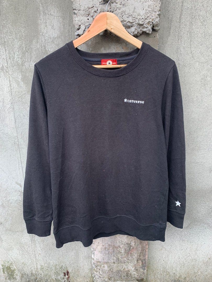 Converse Pullover (Category: Tshirts & Polo Shirts ) located in Baguio. Submitted by deyllllll (Listing ID 1352928415, Image 1). Description: Converse Pullover Size: Large Authentic/Complete Tags Color rate 9/10 Embroidered Logo No issues 📍Baguio City Shipping via JnT/LBC Mode of Payment: Gcash/BPI .