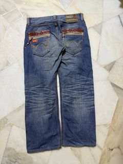 (Category: ) located in . Submitted by murshop_thrift (Listing ID 1352903104, Image 1). Description: .