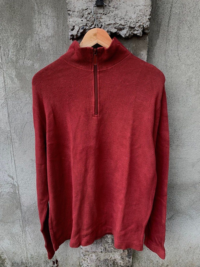 GAP Qzip Longsleeve (Category: Coats, Jackets and Outerwear) located in Baguio. Submitted by deyllllll (Listing ID 1352932646, Image 1). Description: GAP Qzip Longsleeve Size: Large Complete Tags No Issues Color rate: 10/10.