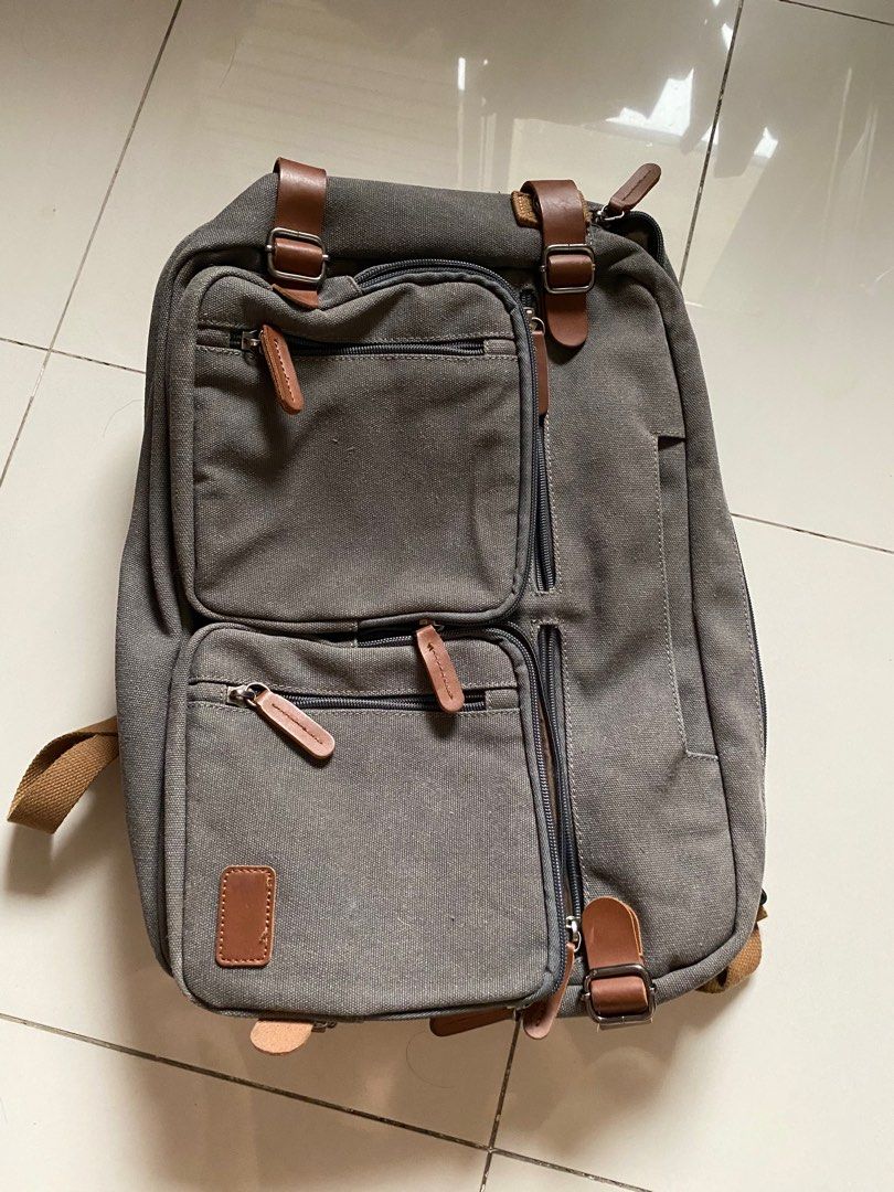 Gray bag convertible to backpack and sling bag (Category: Backpacks) located in Quezon City. Submitted by chimisells (Listing ID 1352961548, Image 2). Description: Lightly used In very good condition Rfs: declutterring .