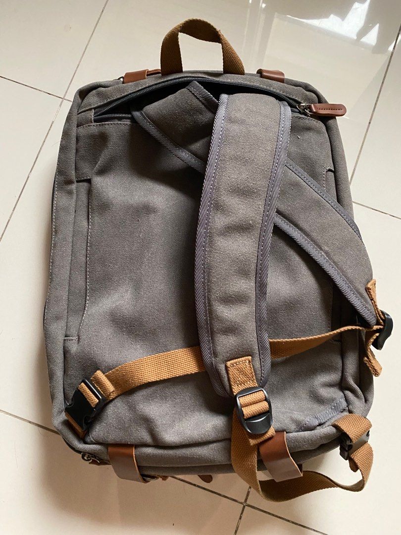 Gray bag convertible to backpack and sling bag (Category: Backpacks) located in Quezon City. Submitted by chimisells (Listing ID 1352961548, Image 3). Description: Lightly used In very good condition Rfs: declutterring .