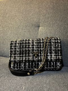 (Kategori: ) berada di . Dikirim oleh mel.secondhand (ID iklan 1352956261, Gambar 1). Deskripsi: .