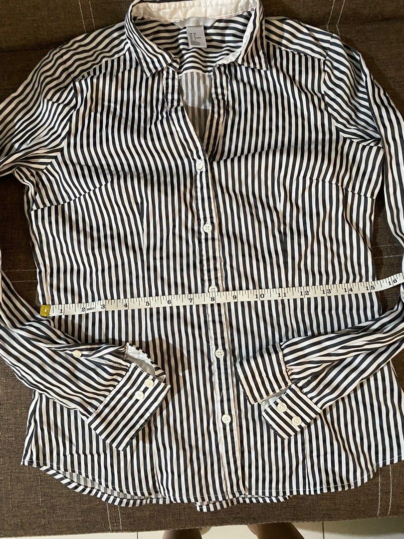 H&M office wear stripes (Category: Blouses) located in Quezon City. Submitted by chimisells (Listing ID 1352960857, Image 3). Description: H&M stripes office wear Refer to photo for size.