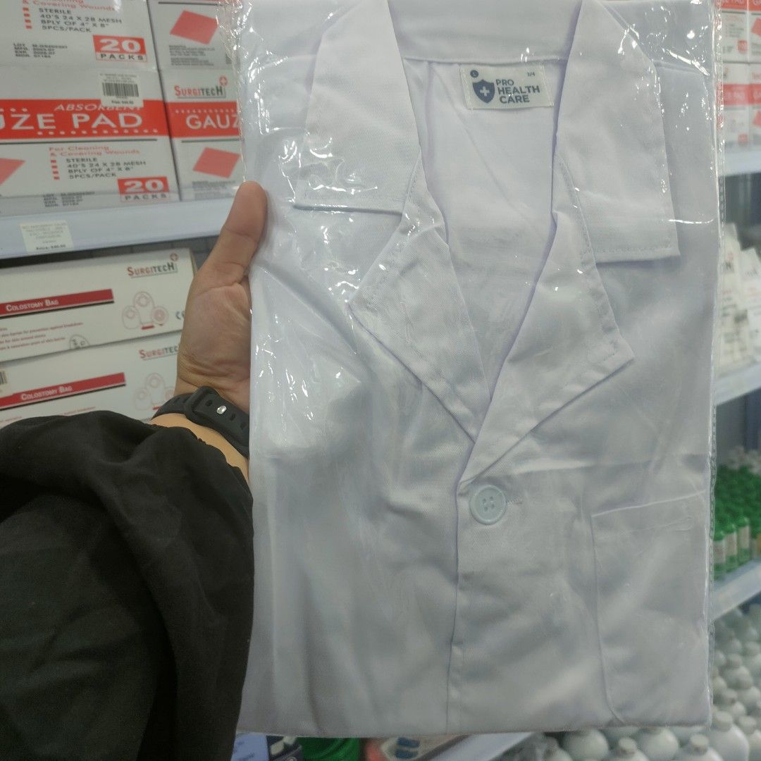 LAB GOWN | LABORATORY GOWN (Category: Medical Supplies & Tools) located in Quezon City. Submitted by staffmarke01383 (Listing ID 1352920308, Image 2). Description: .
