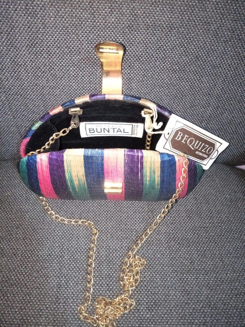 Ladies Bags Clam Shell Shoulder Sling (Category: Shoulder Bags) located in Manila. Submitted by fr33_lance (Listing ID 1352982034, Image 2). Description: ***Digital Payment only !!! ***No to Cash Transactions !!! ***Sure Buyers only !!!.