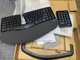 （分類：）位於 。 由 TerenceLPH 提交（商品編號 1352962988，圖片 1）。簡介： 。