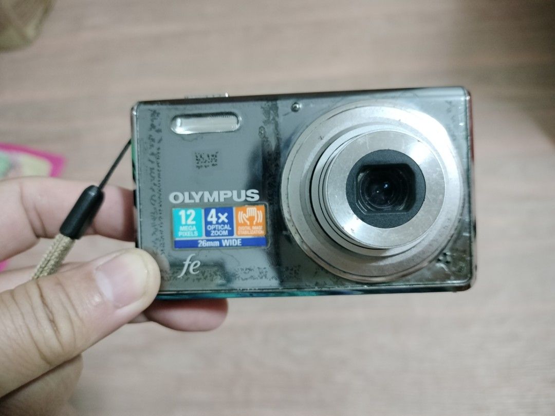 olympus fe-4000 ccd sensor (Category: Cameras) located in Manila. Submitted by ultimogizmos (Listing ID 1352924849, Image 1). Description: execellwnt working condition working flash slight issue : may dead pizel sa lcd but wont affect performance output last price unit battery universal charger.