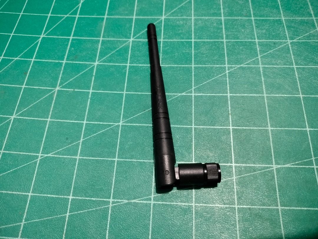 Original TP-Link Antenna (Category: Cables & Adaptors) located in Quezon City. Submitted by kyrex12 (Listing ID 1352943287, Image 1). Description: -accept for shipping via LALAMOVE COD(buyer's expense) -accept GCASH and MAYA payment -COMPATIBILITY IS BUYER'S RESPONSIBILITY.