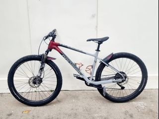 (Category: ) located in . Submitted by cycledome (Listing ID 1352952697, Image 1). Description: .